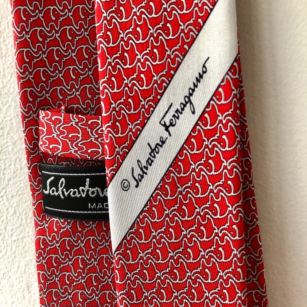Ferragamo elephant print tie in red